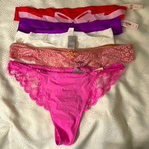 Bundle of 10 Victoria’s Secret undies
